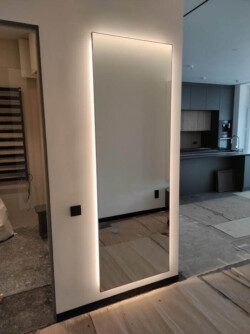 mirror_01